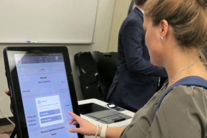Federal Judge Bans Paperless Voting Machines in Georgia for 2020 Elections