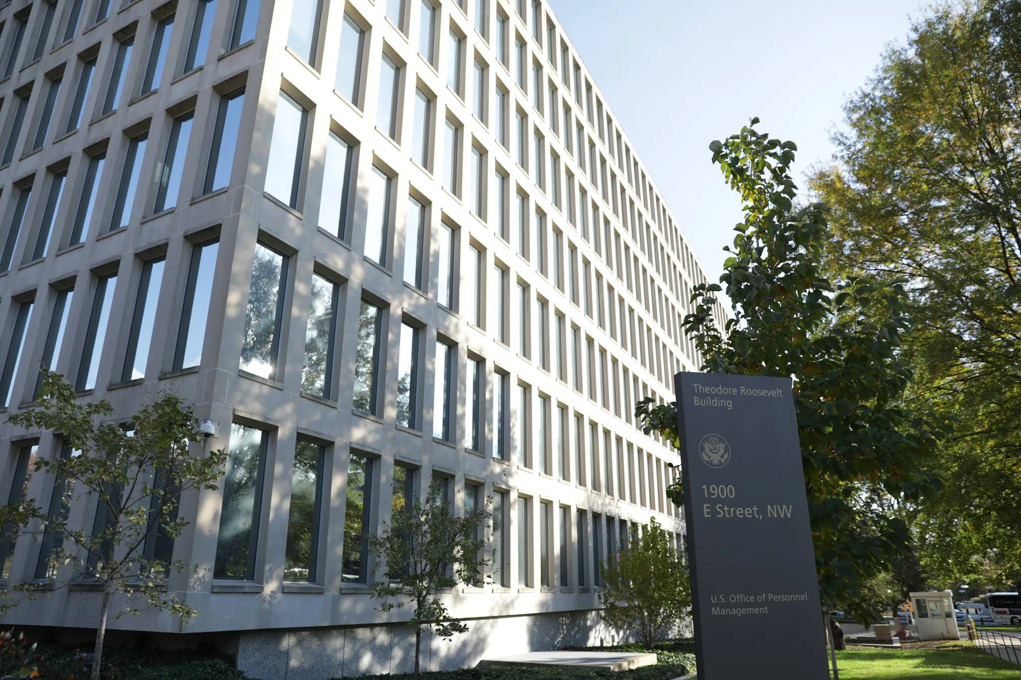 Federal Agencies Remain Open in DC, OMB Urges ‘Maximum Telework Flexibilities’