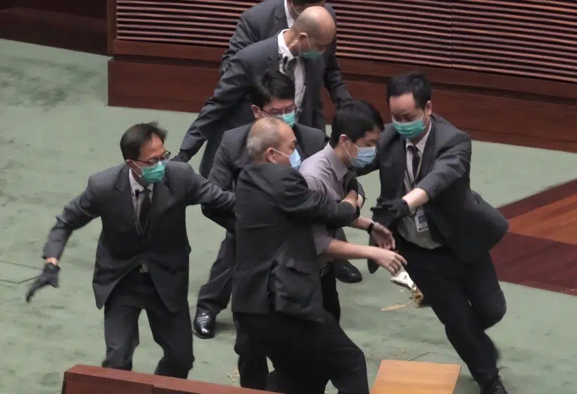 Lawmakers Ejected in Hong Kong Debate on Chinese Anthem Bill
