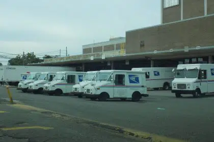 Congress Says USPS Electric Fleet Either ‘National Example’ or ‘Green New Deal Guinea Pig’