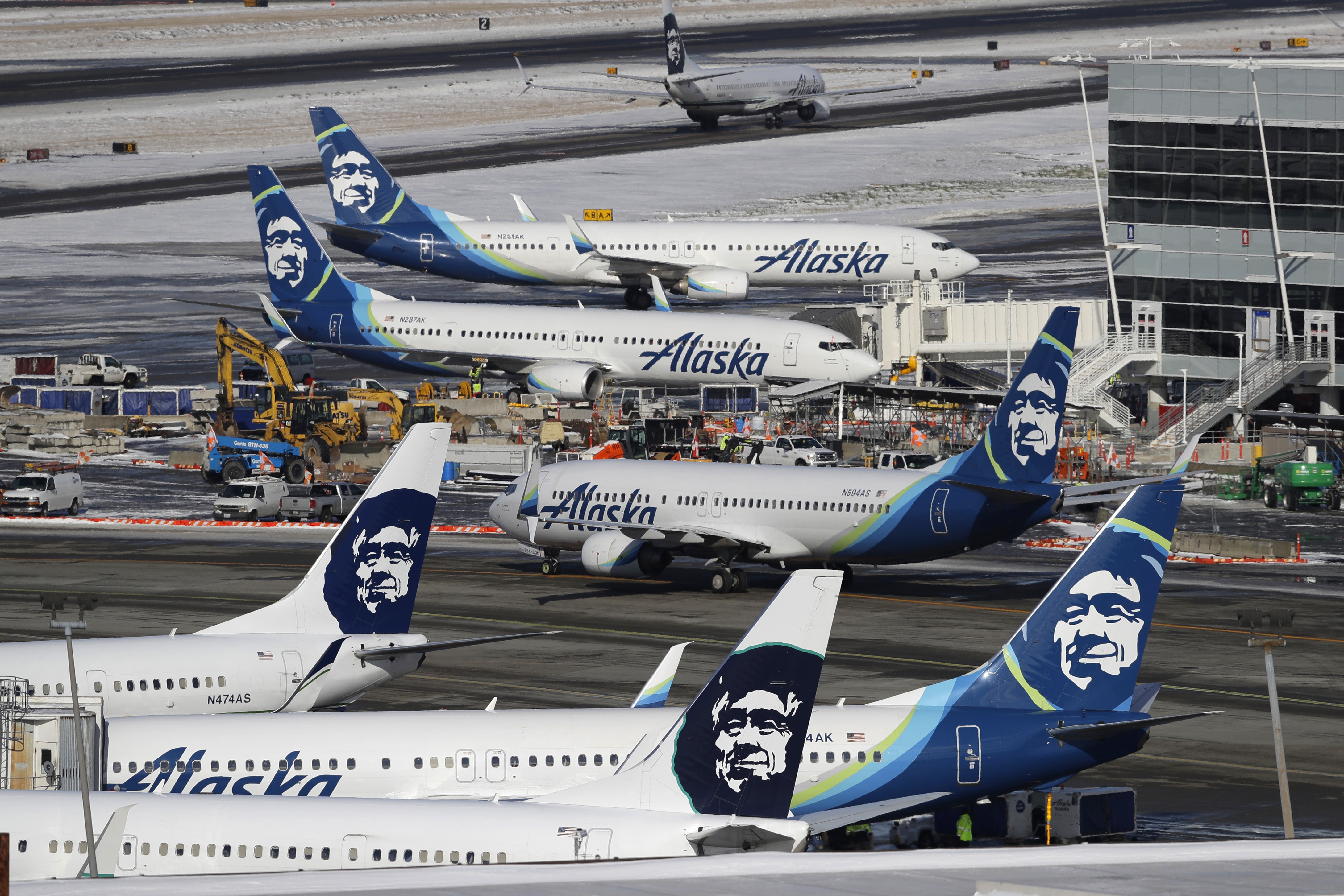 Alaska Airlines’ Sustainable Jet Fuel Agreement Looks to Shift Market 