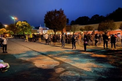 Long Lines, Computer Glitches Greet Many Early Voters in Georgia