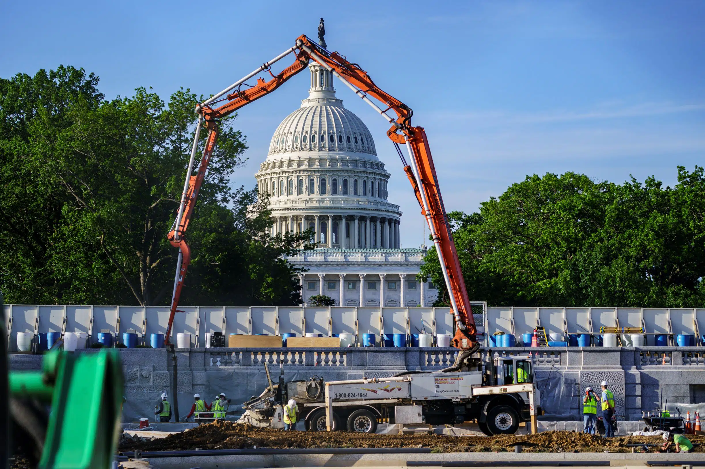 White House, GOP Infrastructure Talks Reaching Key Stage