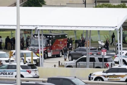 Officer Dead, Suspect Killed After Incident Outside Pentagon
