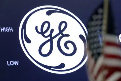 General Electric to Split Into Three Public Companies