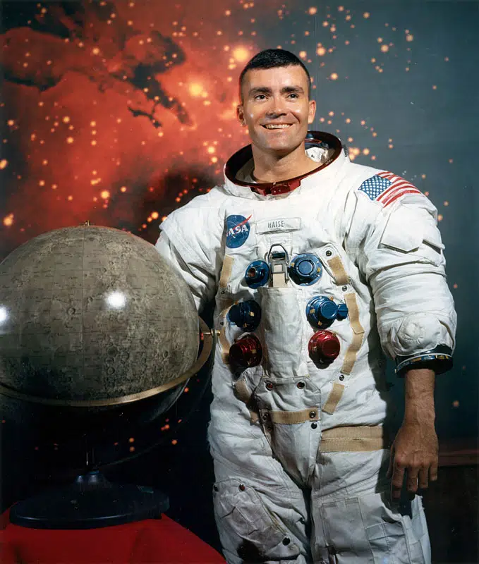 Astronaut Recalls the Peril of Apollo 13 and Joys of a Test Pilot’s Life