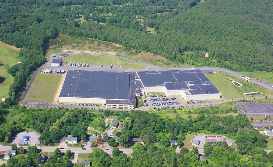 New England Grocers Install Largest Rooftop Solar Array in New Hampshire