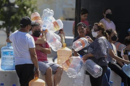 Monterrey Suffers Weeks-Long Water Cutoff Amid Drought