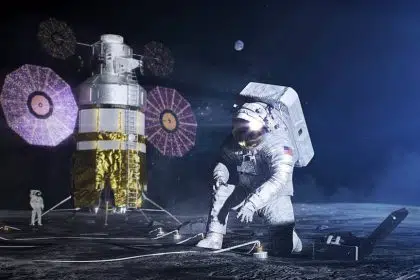 NASA Announces Companies Contracted to Create Competing Next-Gen Spacesuits