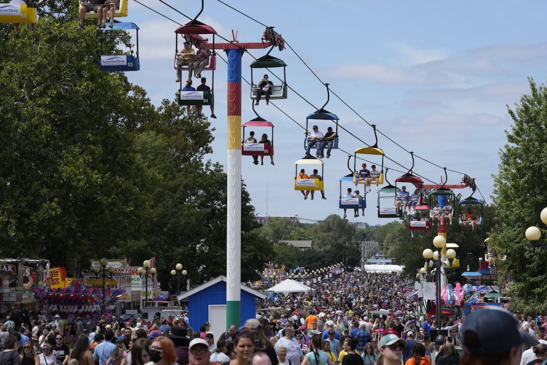 New York State Fair butter sculpture: Fairgoers imagine the 2015